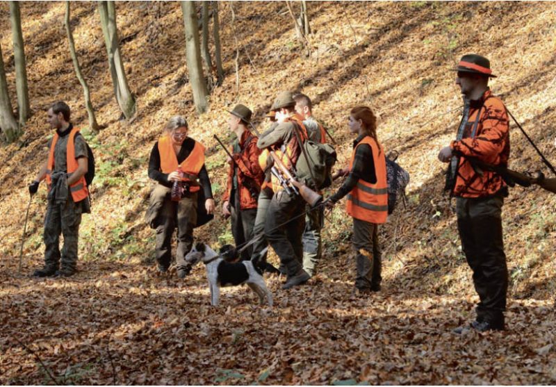
Slovākijā norāda – ar netīriem zābakiem uz medībām iet nedrīkst!
